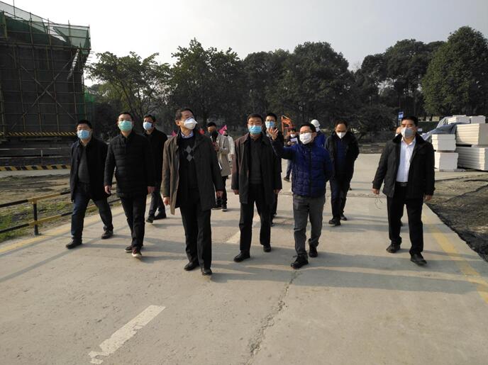 集团党委书记、董事长任丁率队 赴金牛宾馆检查工作